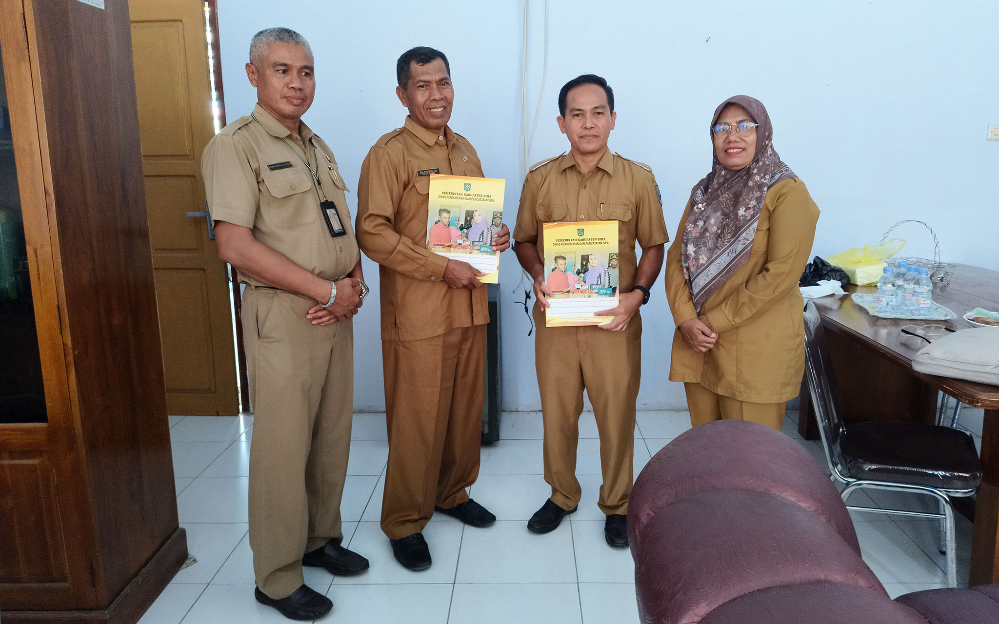 RSUD Sondosia Dapat Bantuan Alkon dan Teken MoU dengan Dukcapil
